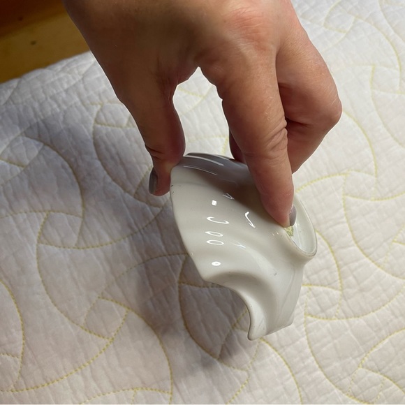 Vintage Berkshire China Shell Shaped Small Dish, Decor - Picture 8 of 8